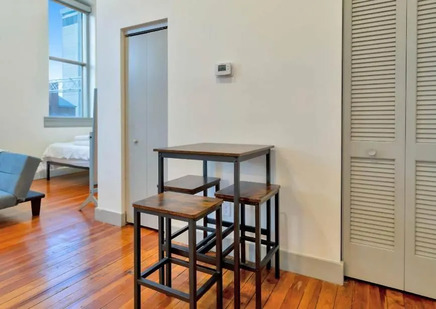 Apartament Bright And Modern Studio In Louisville # 303